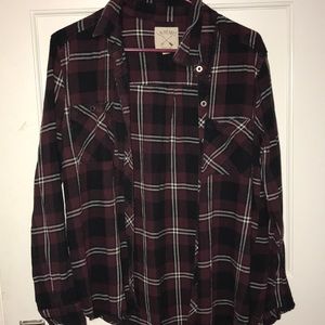 LA Hearts Maroon, white and black flannel. size L